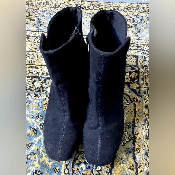 H&M boots on sale - Picture 2 of 5